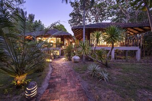 Villa Familiale, 3 chambres, piscine privée | Coin séjour