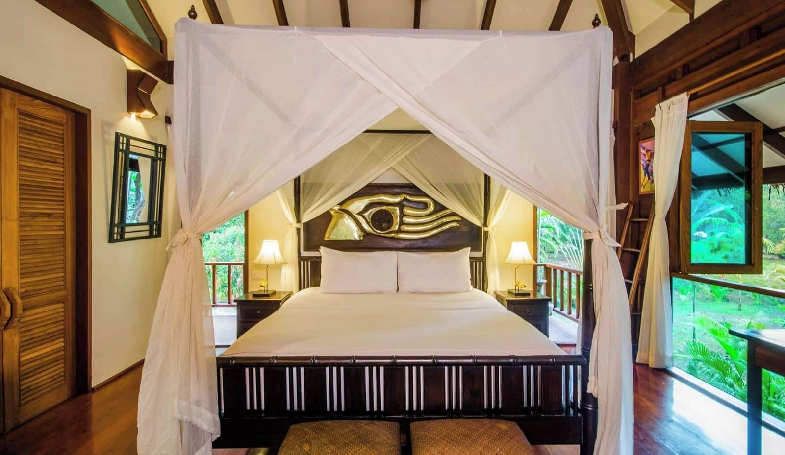 Two Bedroom Villa | Minibar, coffre-fort, décor unique, ameublement unique