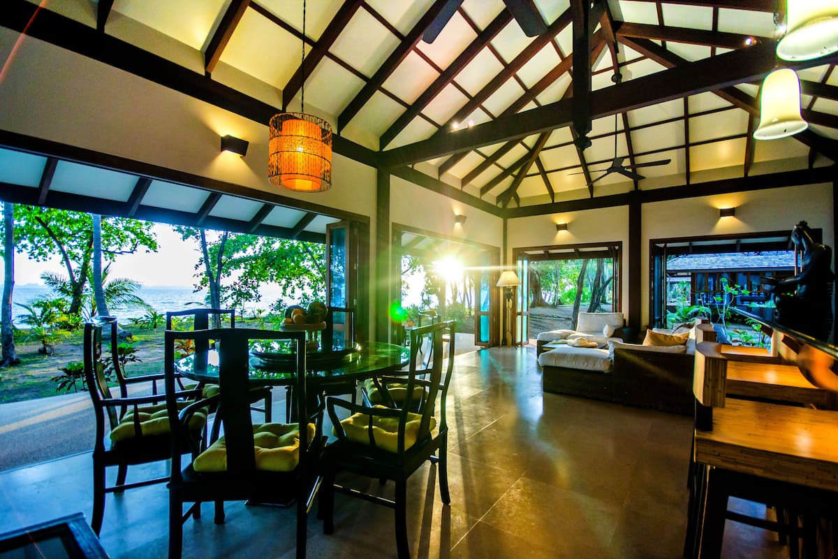 Two-Bedroom Beach Villa | Terrasse/Patio
