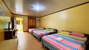 Deluxe Family Room - White Beach Hotel Puerto Galera powered by Cocotel (Puerto Galera)