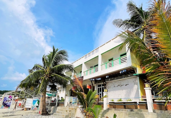 Façade de lâhĂ©bergement