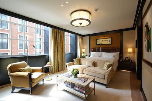 Hypo-allergenic bedding, free minibar items, in-room safe, desk
