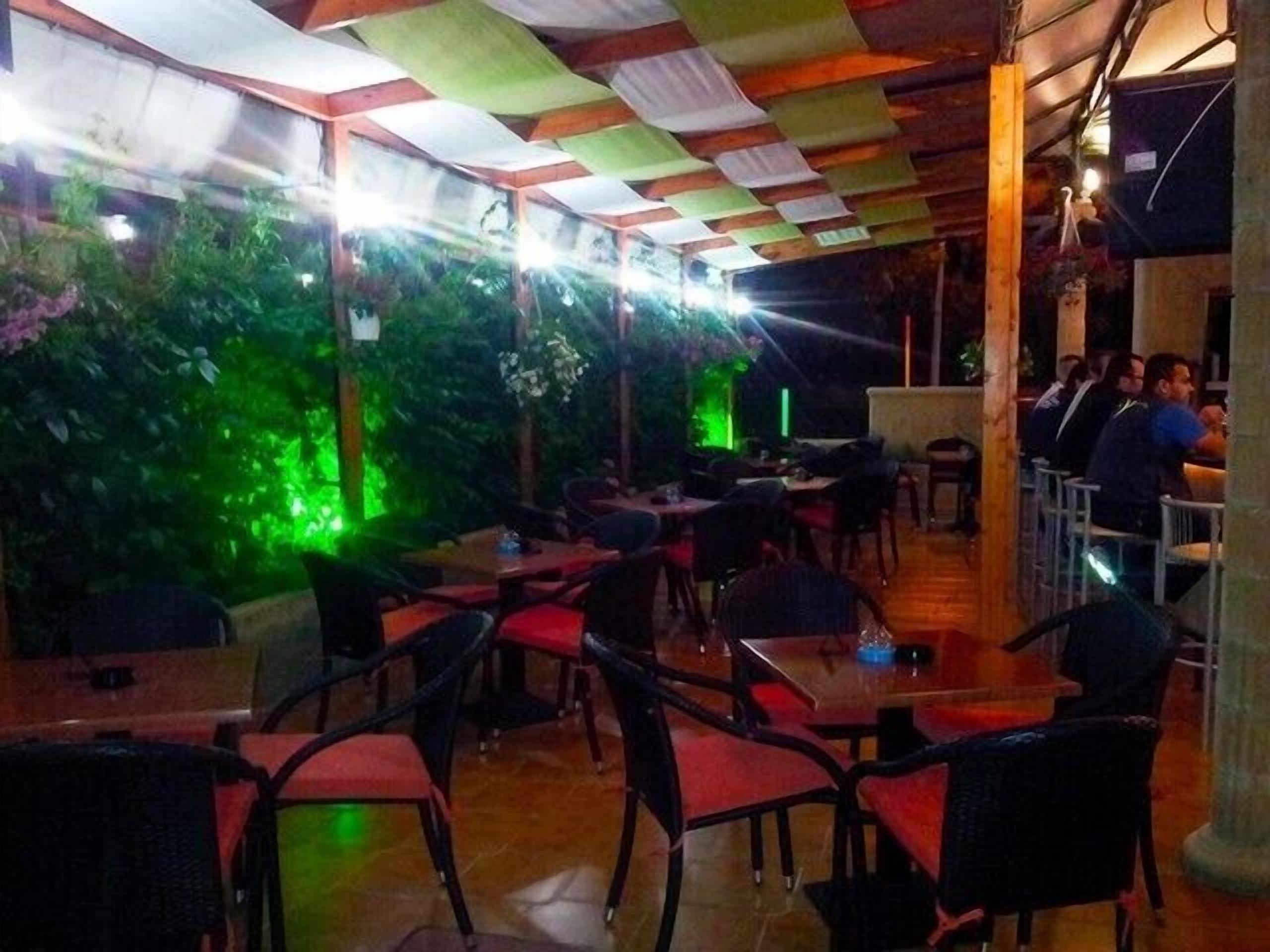Bar (en la propiedad)