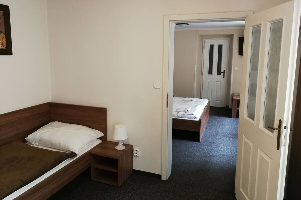 Triple Room | In-room safe, rollaway beds (surcharge), WiFi (free)