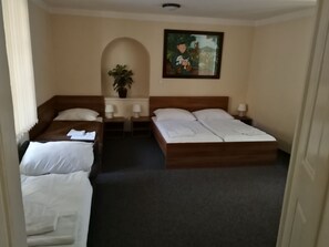 Apartamento | Caja fuerte, camas supletorias, wifi gratis