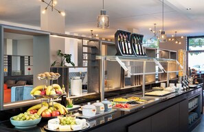 Daily buffet breakfast (EUR 18 per person)