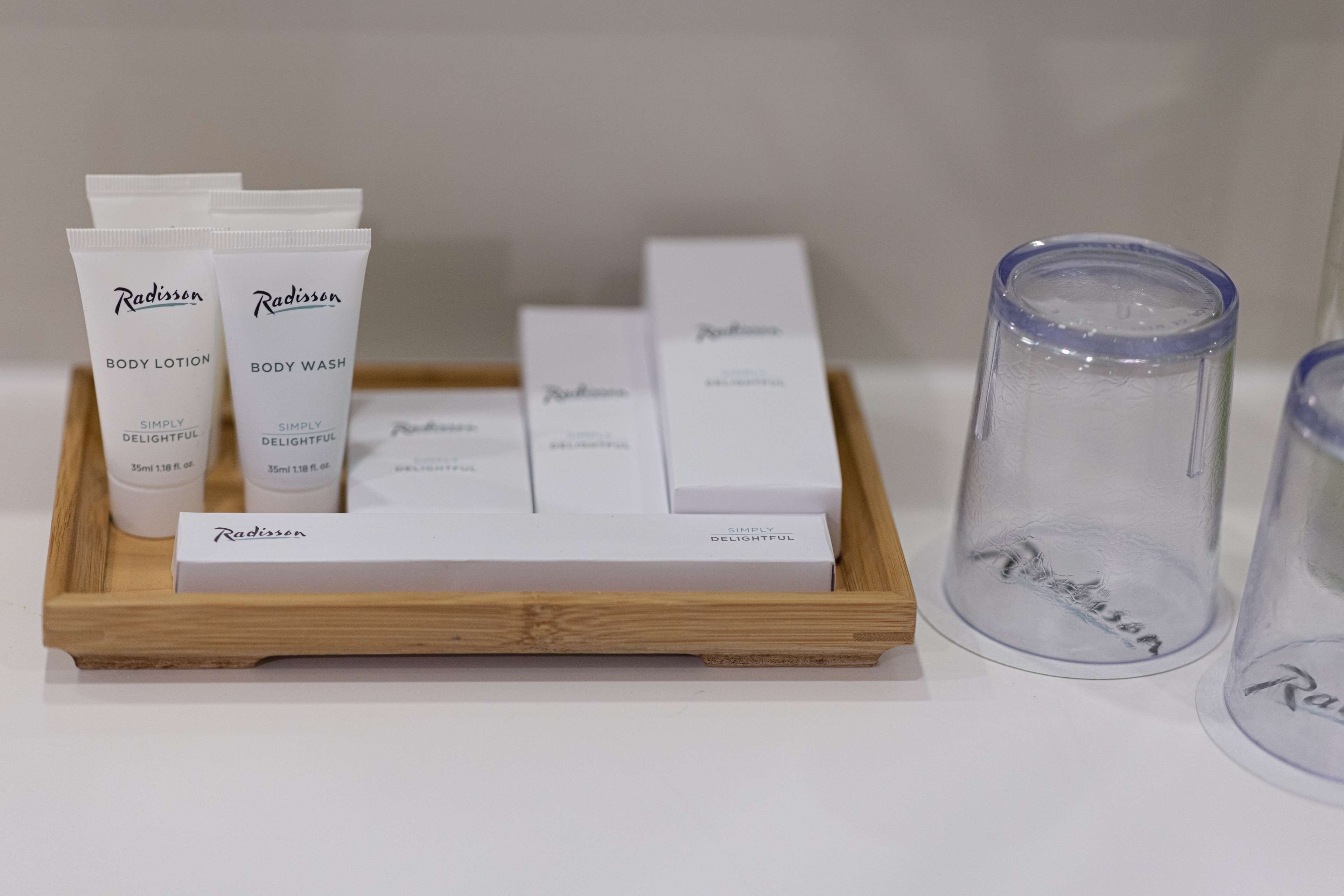 suite - 15% discount on food and soft beverages | room amenity