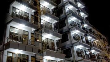 ์๋ฐ ์์ค ์ ๋ฉด - ์ ๋
/๋ฐค