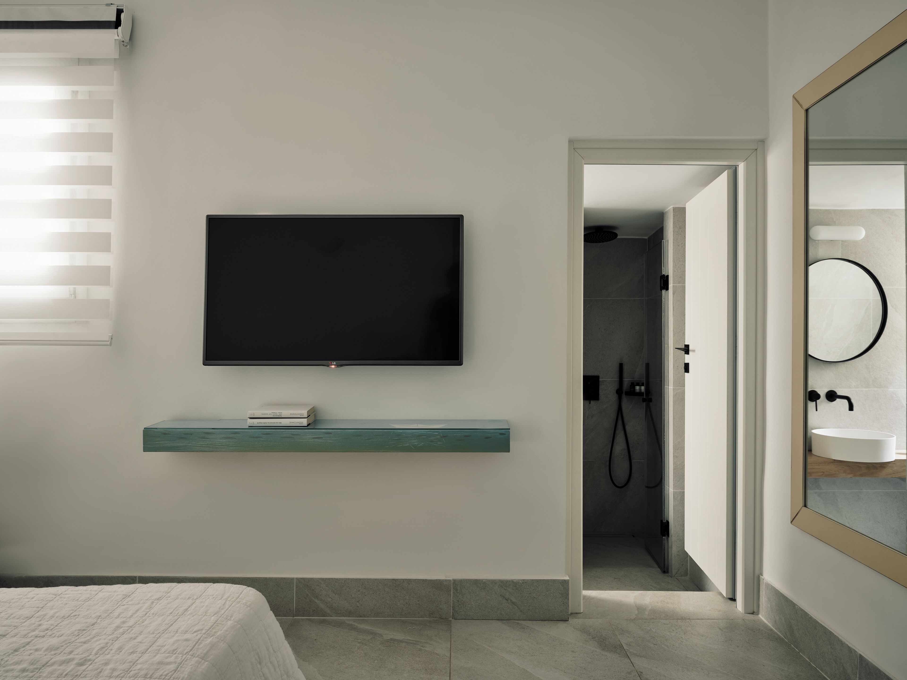 double room | 1 bedroom, desk, soundproofing, iron/ironing board