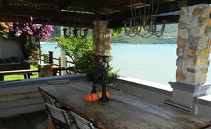 Family Suite (Lower Ground) | Free WiFi - TwoAngels (Knysna)