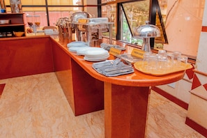 Free daily continental breakfast  - Sleep Inn Hotel City Centre (Dar es Salaam)