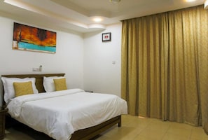 Standard Room | Individually decorated, individually furnished, desk, laptop workspace - Sleep Inn Hotel City Centre (Dar es Salaam)
