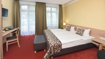Superior Double Room | Premium bedding, minibar, in-room safe, desk