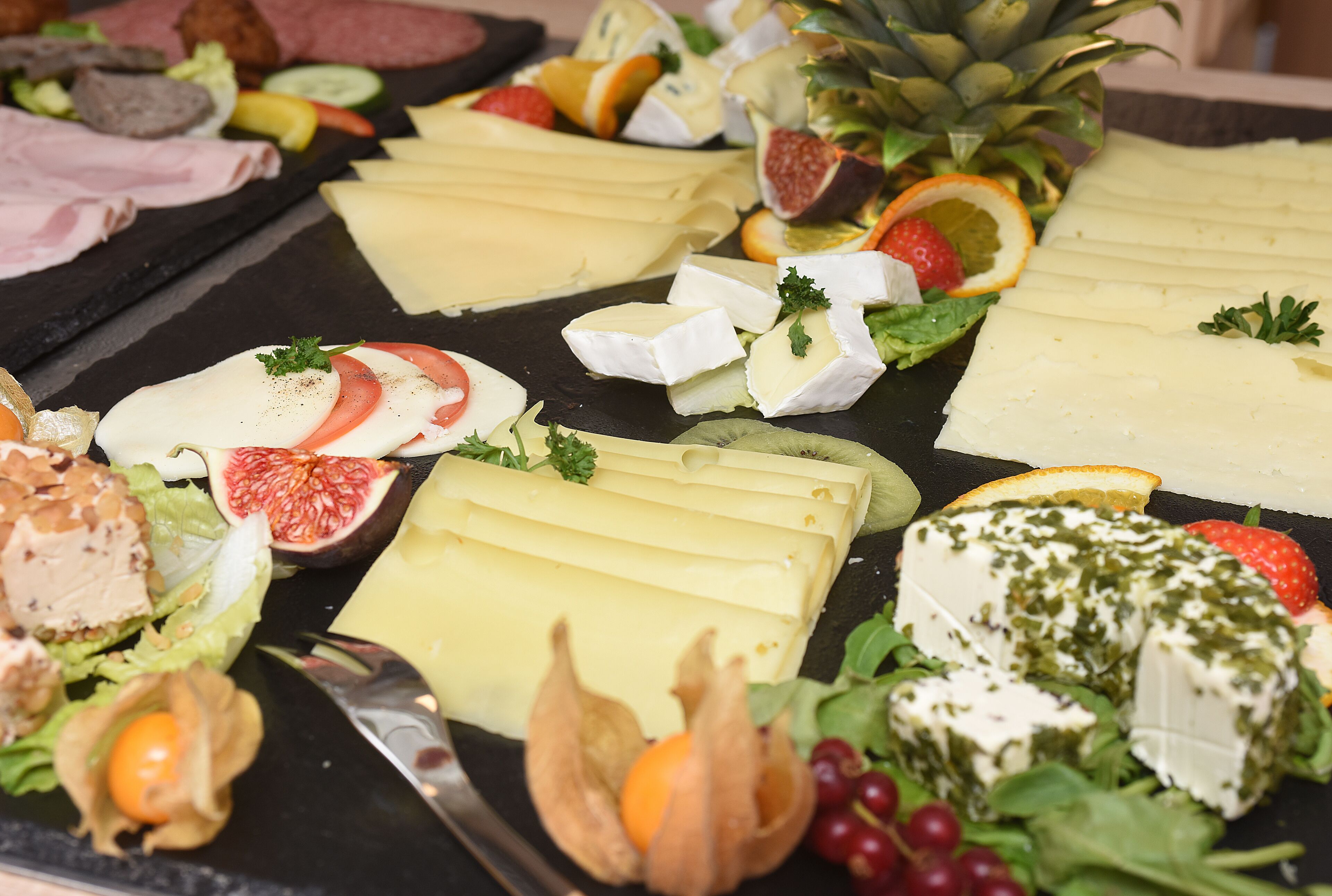 daily buffet breakfast (eur 13.50 per person)