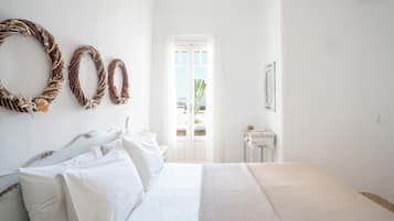 Superior Two Bedroom Residence | Egyptian cotton sheets, premium bedding, down comforters, pillowtop beds