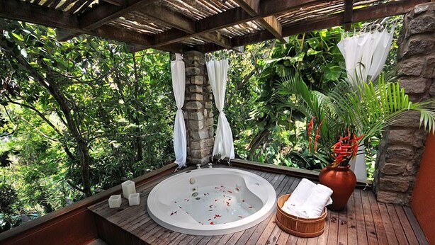 Honeymoon Room, Bathtub, Garden View (Super Nº 8)