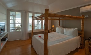 Standard Room, Balcony, Ocean View (Nº 02, 03 e 07 ) | Egyptian cotton sheets, premium bedding, minibar, in-room safe - Pousada Casa Caiada (Maceio)