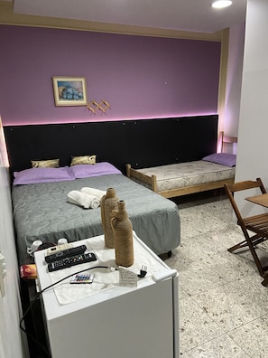 Standaard kamer | Verduisterende gordijnen, een strijkplank/strijkijzer, gratis wifi
