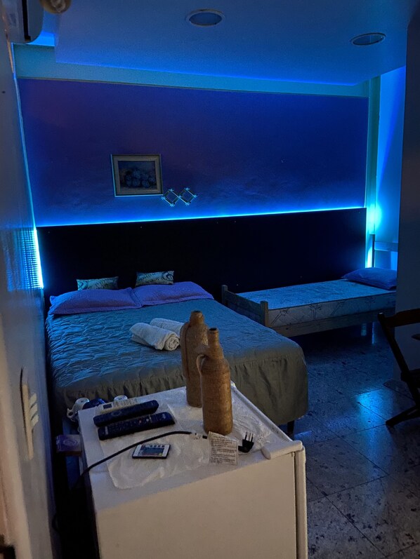 Superior 1 Double Bed and 1 single bed Private Bathroom TV