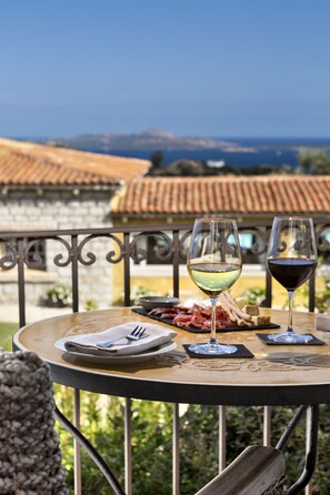 Deluxe Room, Balcony, Partial Sea View | Terrace/patio - Li Finistreddi Exclusive Country Retreat (Arzachena)