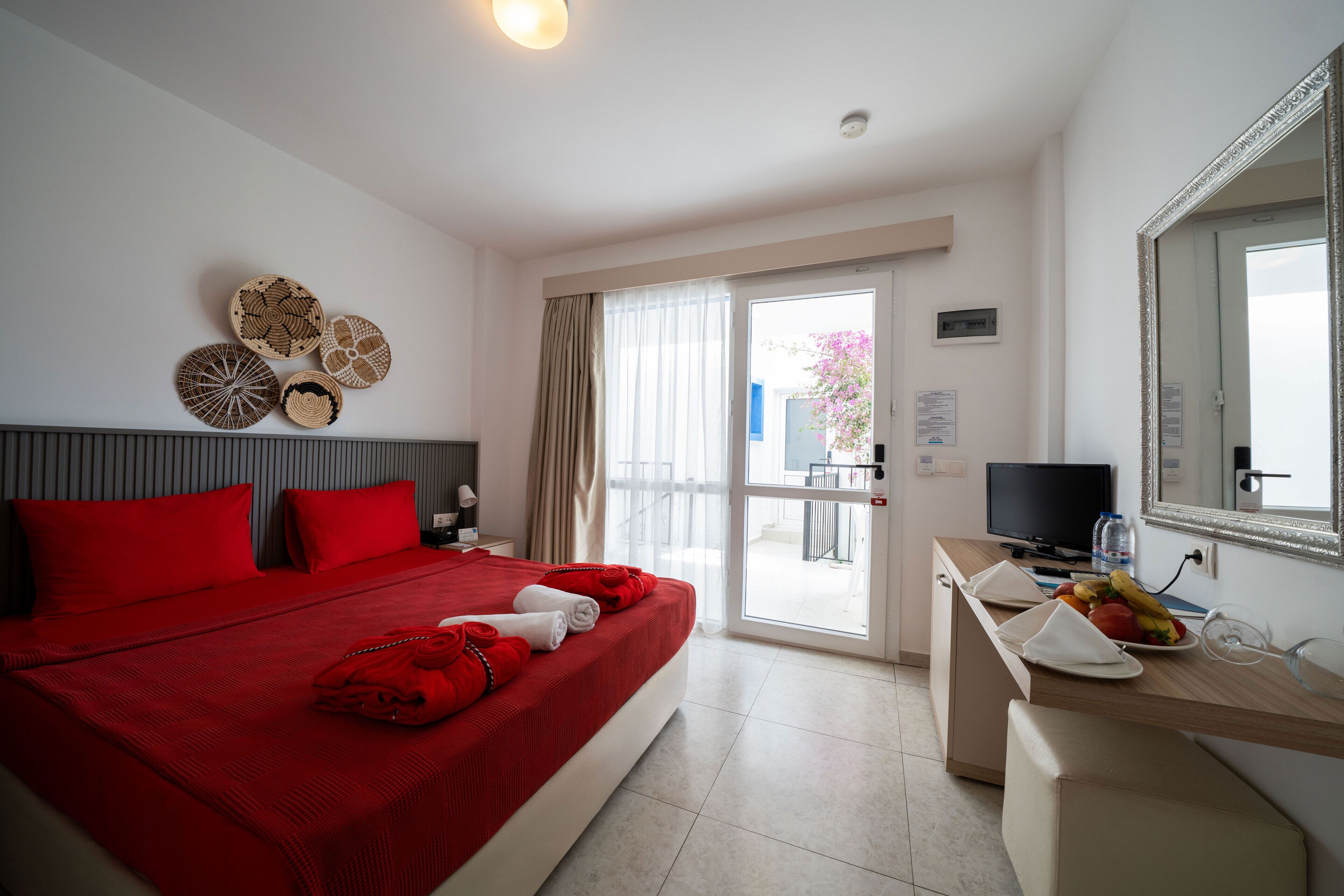 Bureau, draps fournis