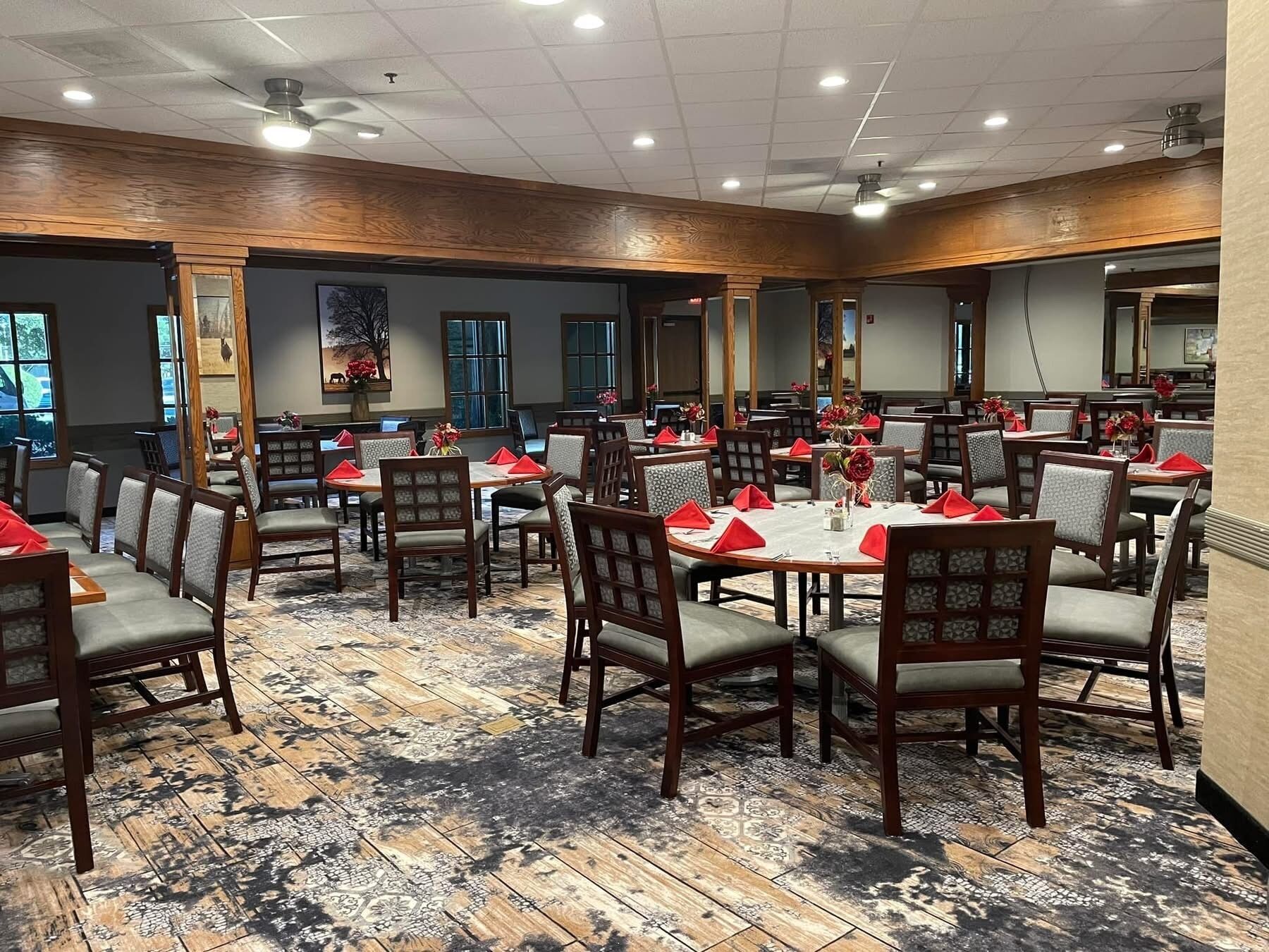 daily cooked-to-order breakfast for a fee