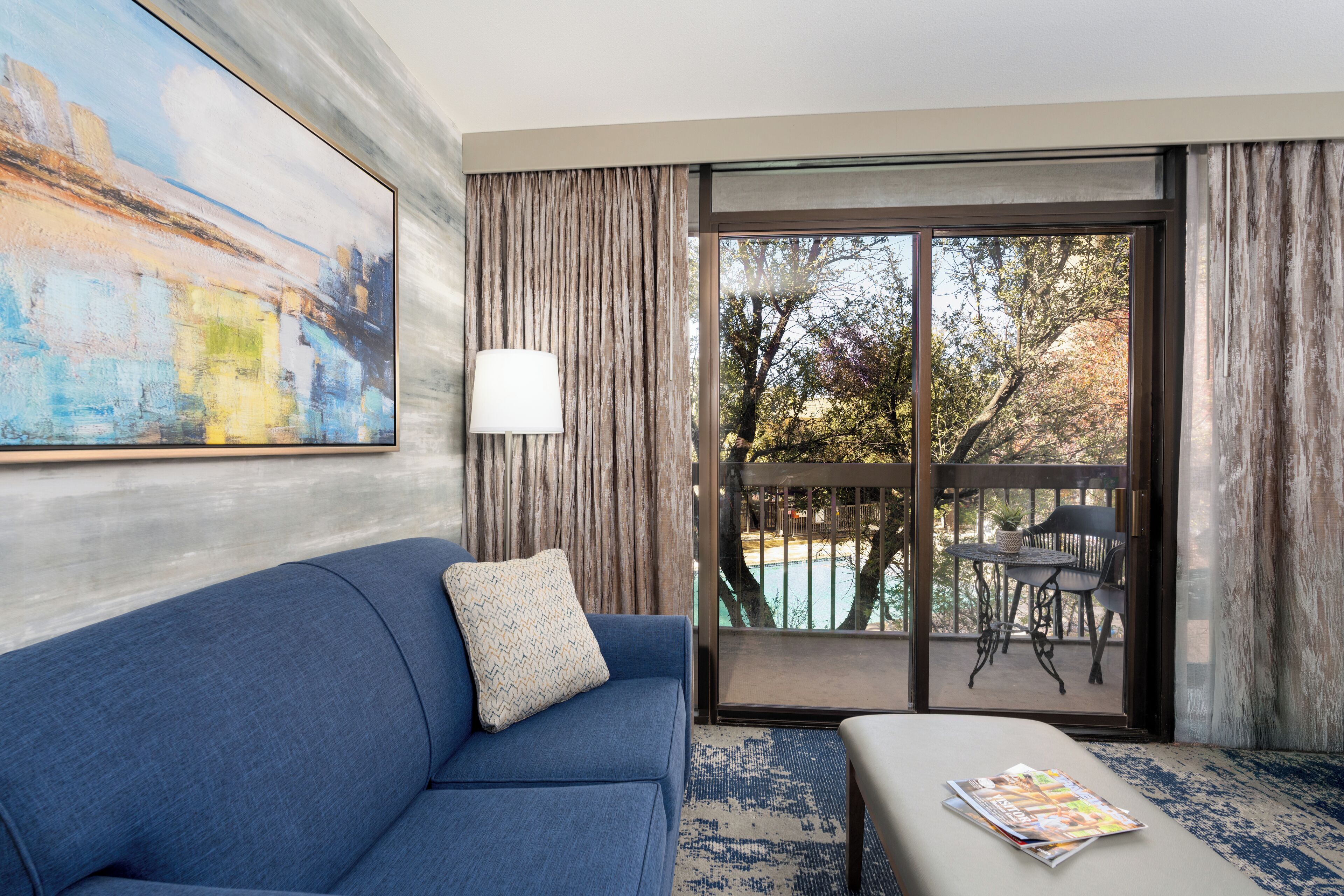 Premium Room, 1 King Bed, Pool View | Premium bedding, pillowtop beds, desk, laptop workspace