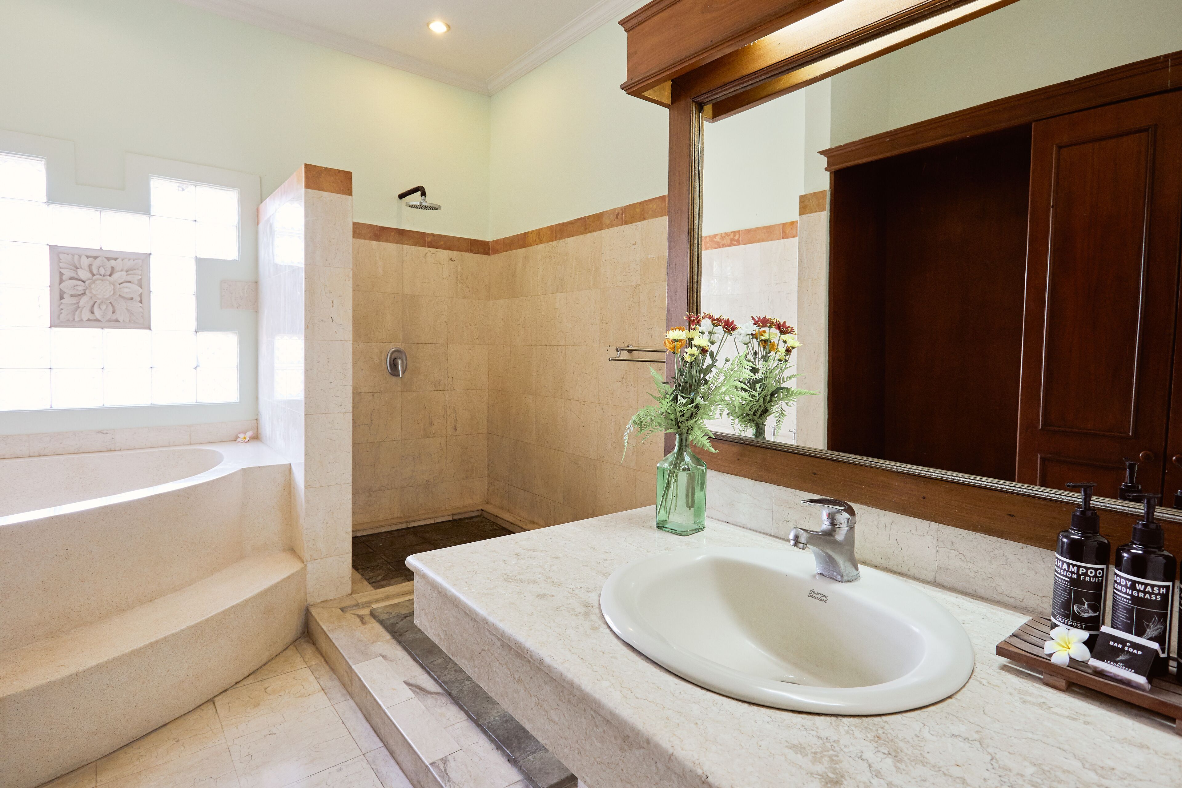 superior room | bathroom | shower, rainfall showerhead, free toiletries, hair dryer