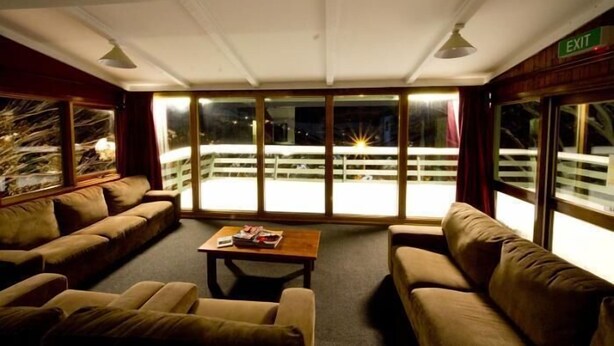 Interior - Tanderra Ski Lodge (Hotham Heights)