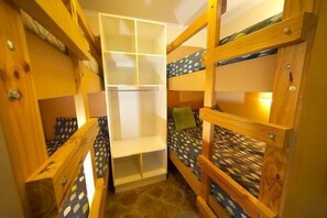 Caja de seguridad en la habitación y wifi gratis 