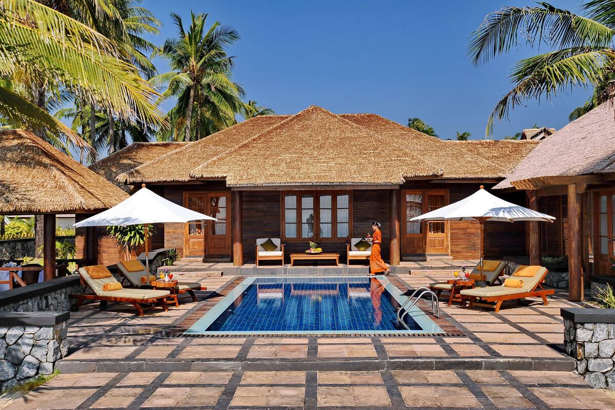 Presidential Suite | Minibar, individually furnished, rollaway beds, free WiFi