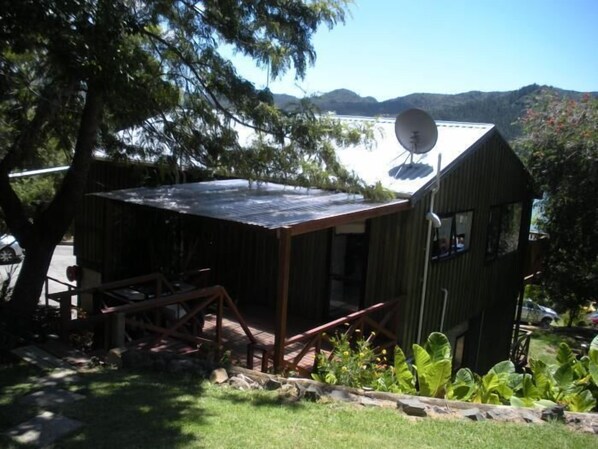 Exterior - Sunseeker Lodge (Whangaroa)