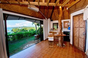 Tree Bungalow | Terrace/patio