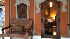 Dining - Bali Guest Villas (Kuta)