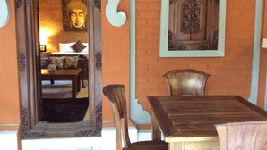 Dining - Bali Guest Villas (Kuta)
