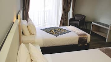 Minibar, desk, wheelchair access