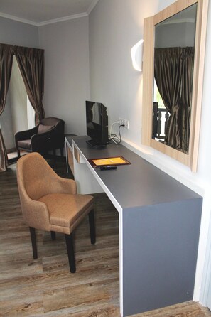 SUPERIOR SEAVIEW | Minibar, Schreibtisch, Rollstuhlgeeignet