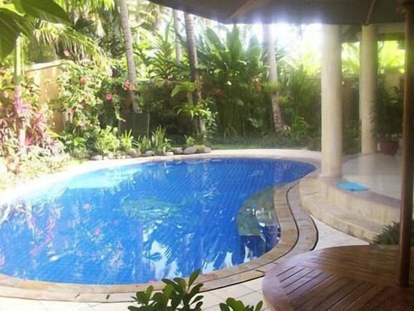 Outdoor pool - Bali Golden Villas (Denpasar)