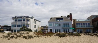 Ocean Surf Inn & Suites