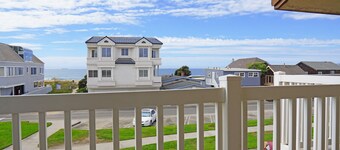 Ocean Surf Inn & Suites