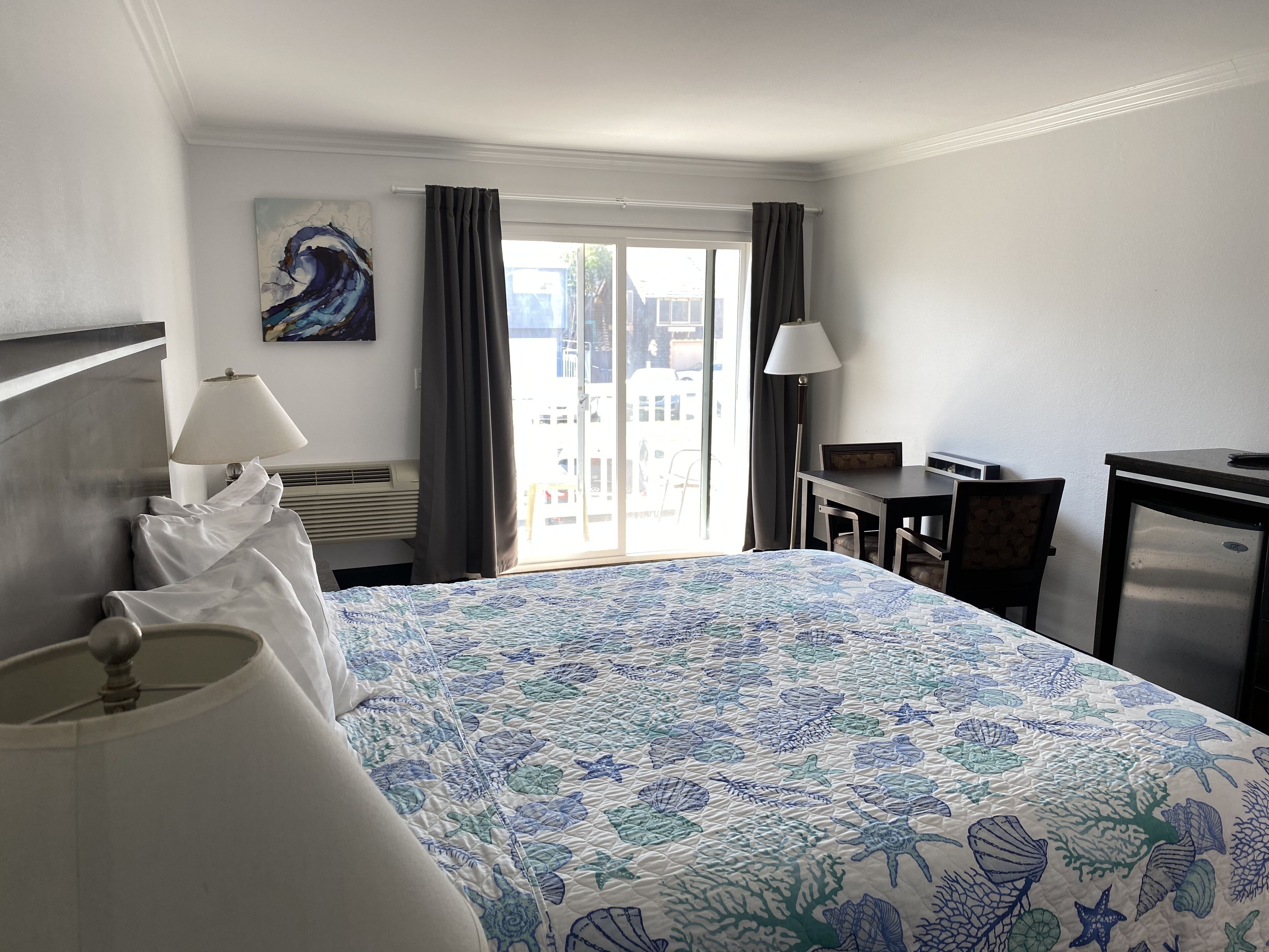 Room, 1 King Bed, Park View | Desk, blackout curtains, iron/ironing board, free WiFi