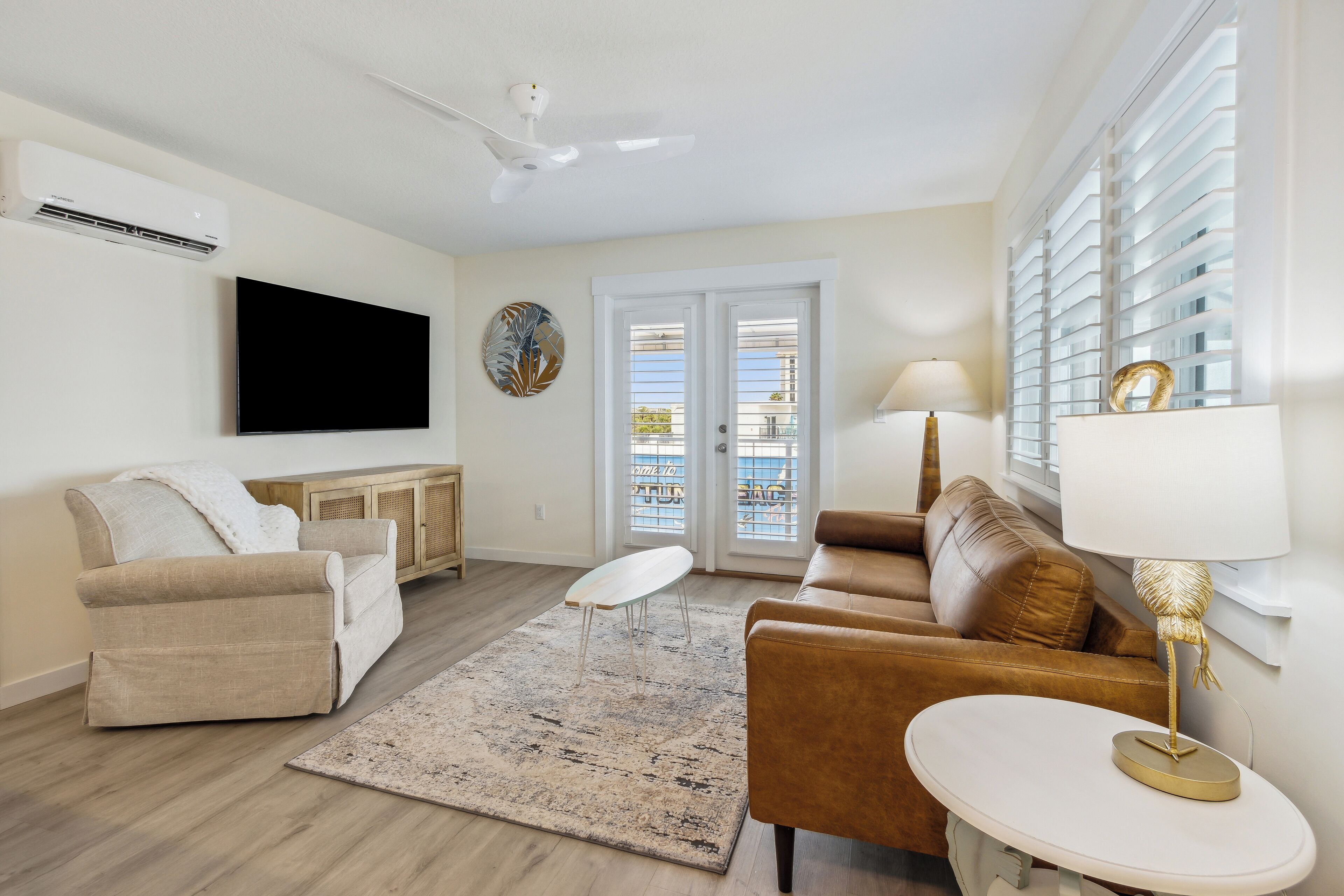 Villa (3rd Floor) | Living area | 32-inch flat-screen TV with cable channels, TV