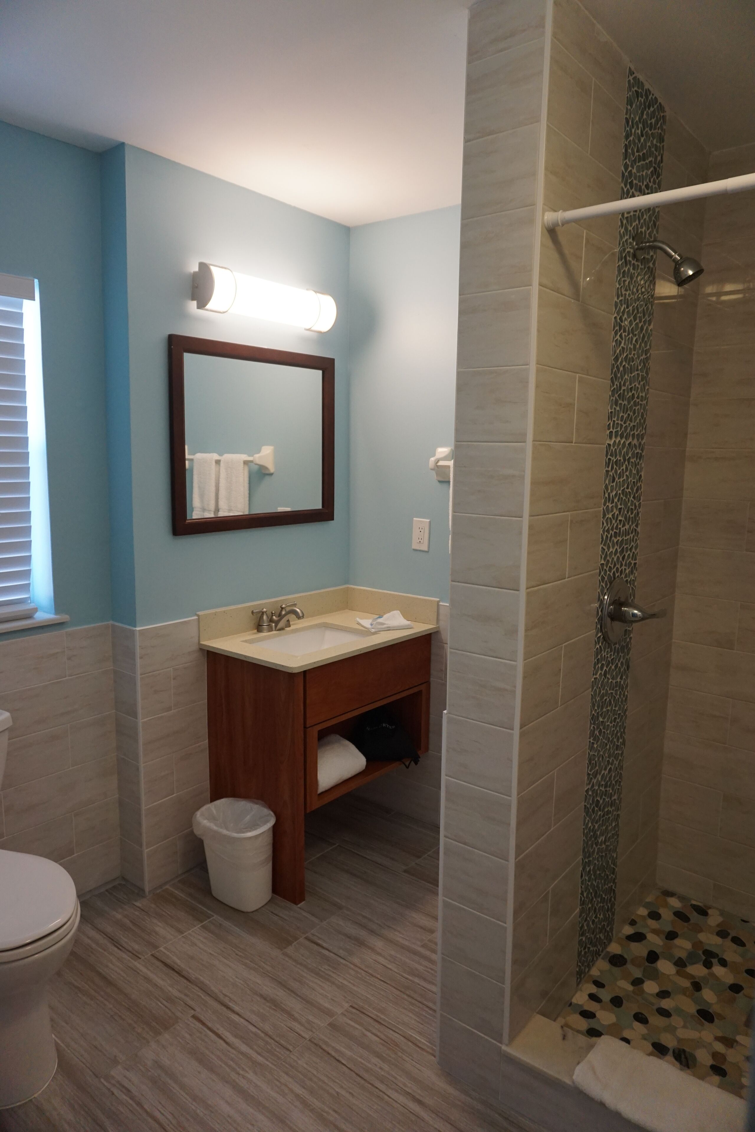 Seahorse Oceanfront Inn