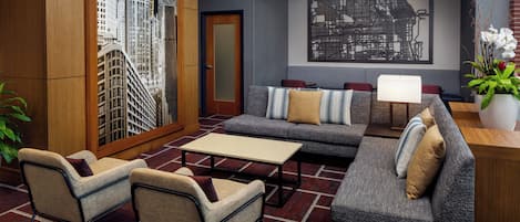 Sala de estar en el lobby