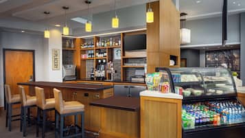 Cocktail bar