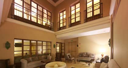 Hotel Casa Consistorial