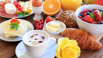 Daily continental breakfast (CHF 20.00 per person)