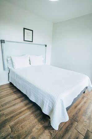 Economy Room, 1 Double Bed - Rooms at The Pecan (Brownsville)
