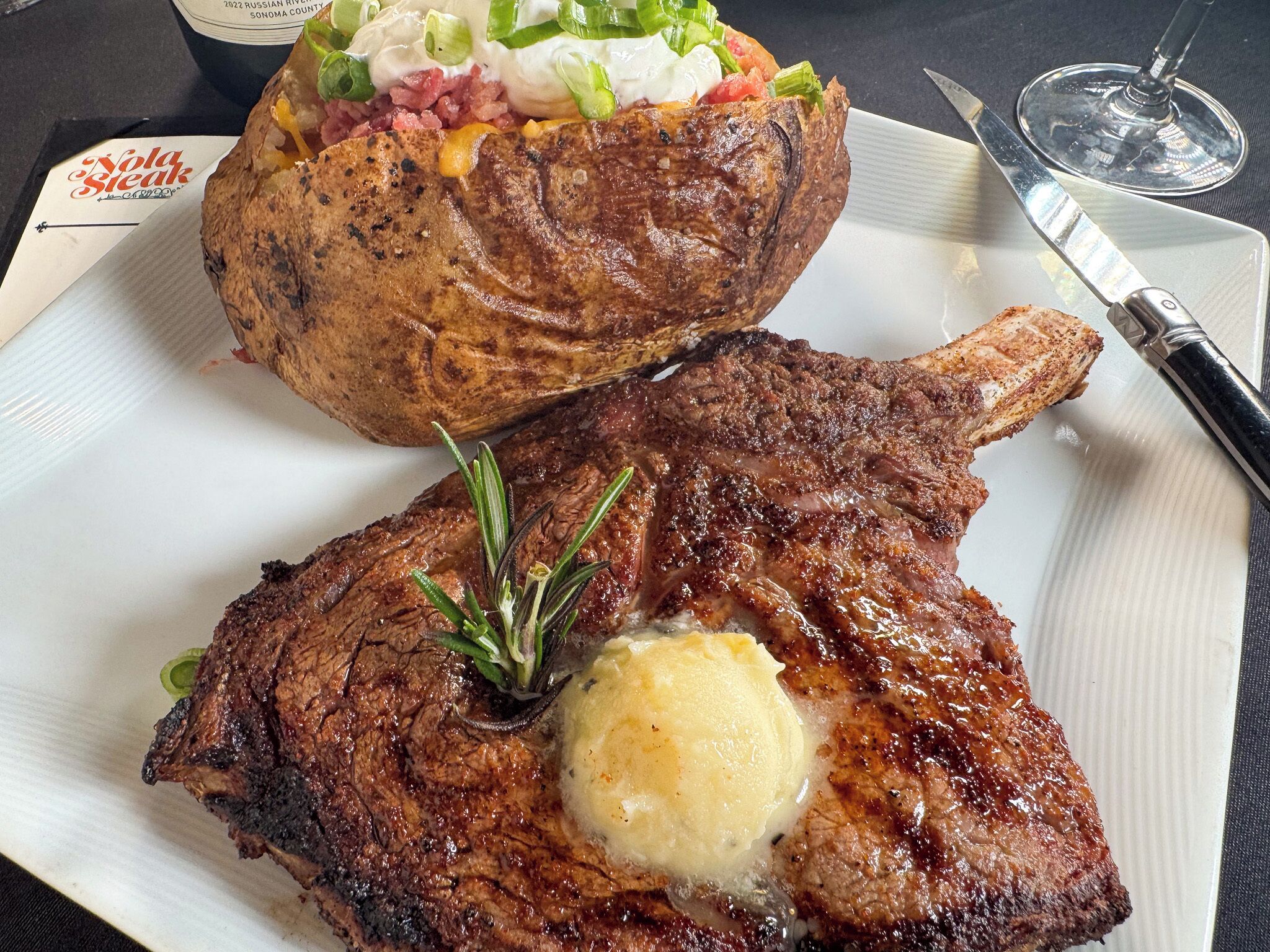 4 restaurants, breakfast, lunch, dinner served; american cuisine