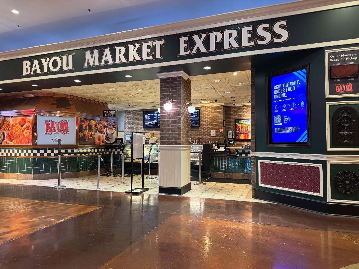 4 restaurants, breakfast, lunch, dinner served; american cuisine